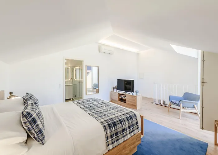 Collection Mouzinho Da Silveira Hotel 3*