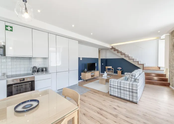 Collection Mouzinho Da Silveira