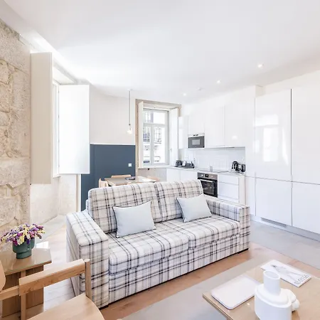 Collection Mouzinho Da Silveira Hotel